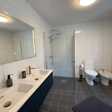 Apartment Charming House With Roof Terrace And Sea View Bergen