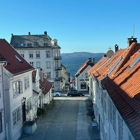 Apartment Charming House With Roof Terrace And Sea View Bergen