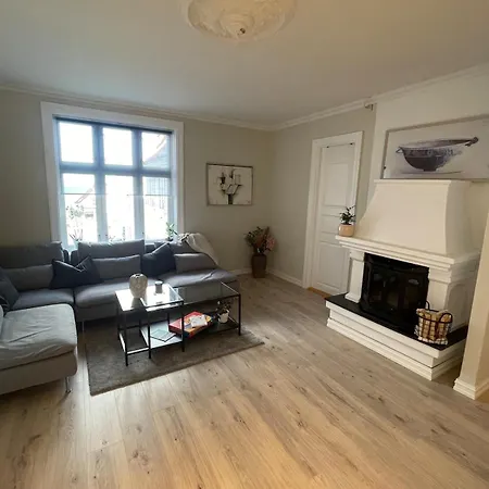 Charming House With Roof Terrace And Sea View Apartment Bergen
