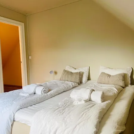 Skuteviken House Apartament *