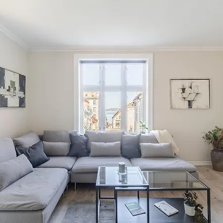 Skuteviken House Apartament *